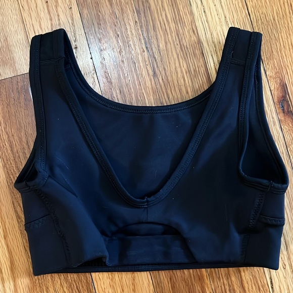 Girls XS Nike Sports Bra - Picture 2 of 2